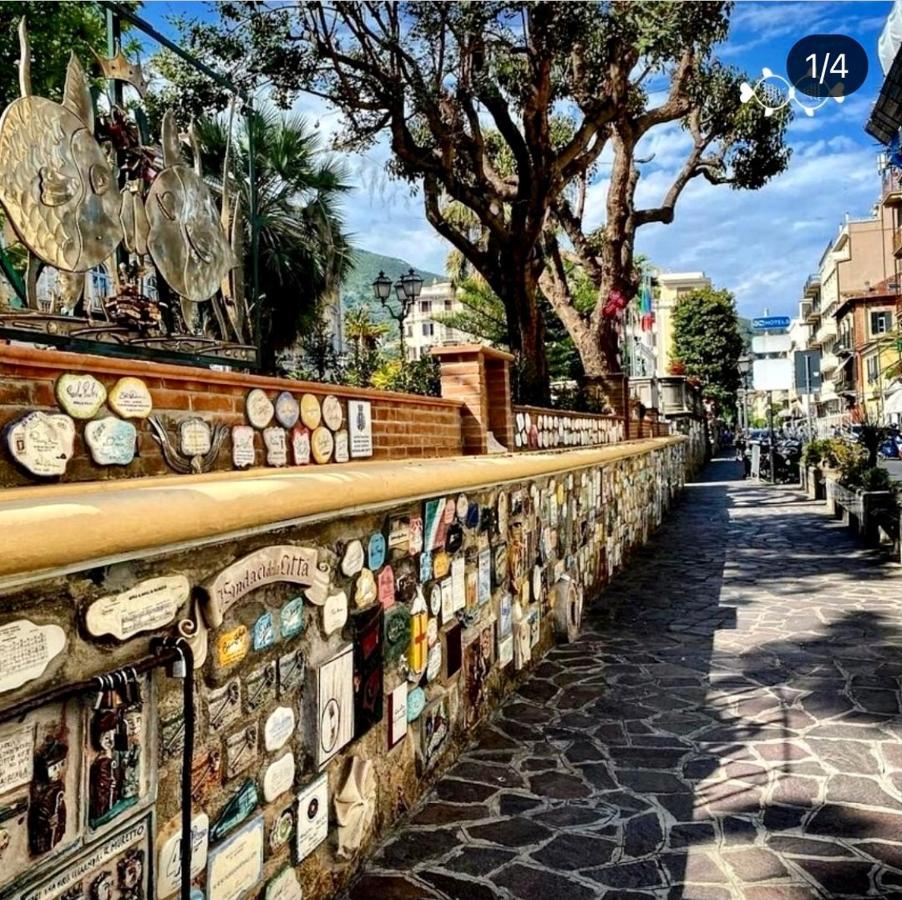 Appartamento Fronte Mare Con Terrazzo Zio ألاسيو المظهر الخارجي الصورة